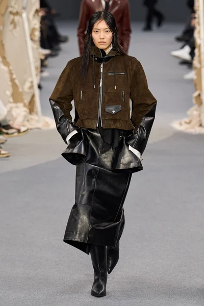 Look 9